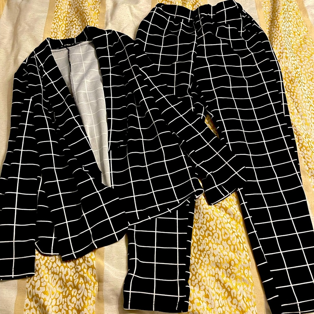 SHEIN 2 Piece Grid Pattern Suit Set